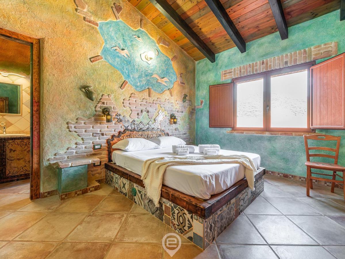 Gaudi Guesthouse Теулада Экстерьер фото