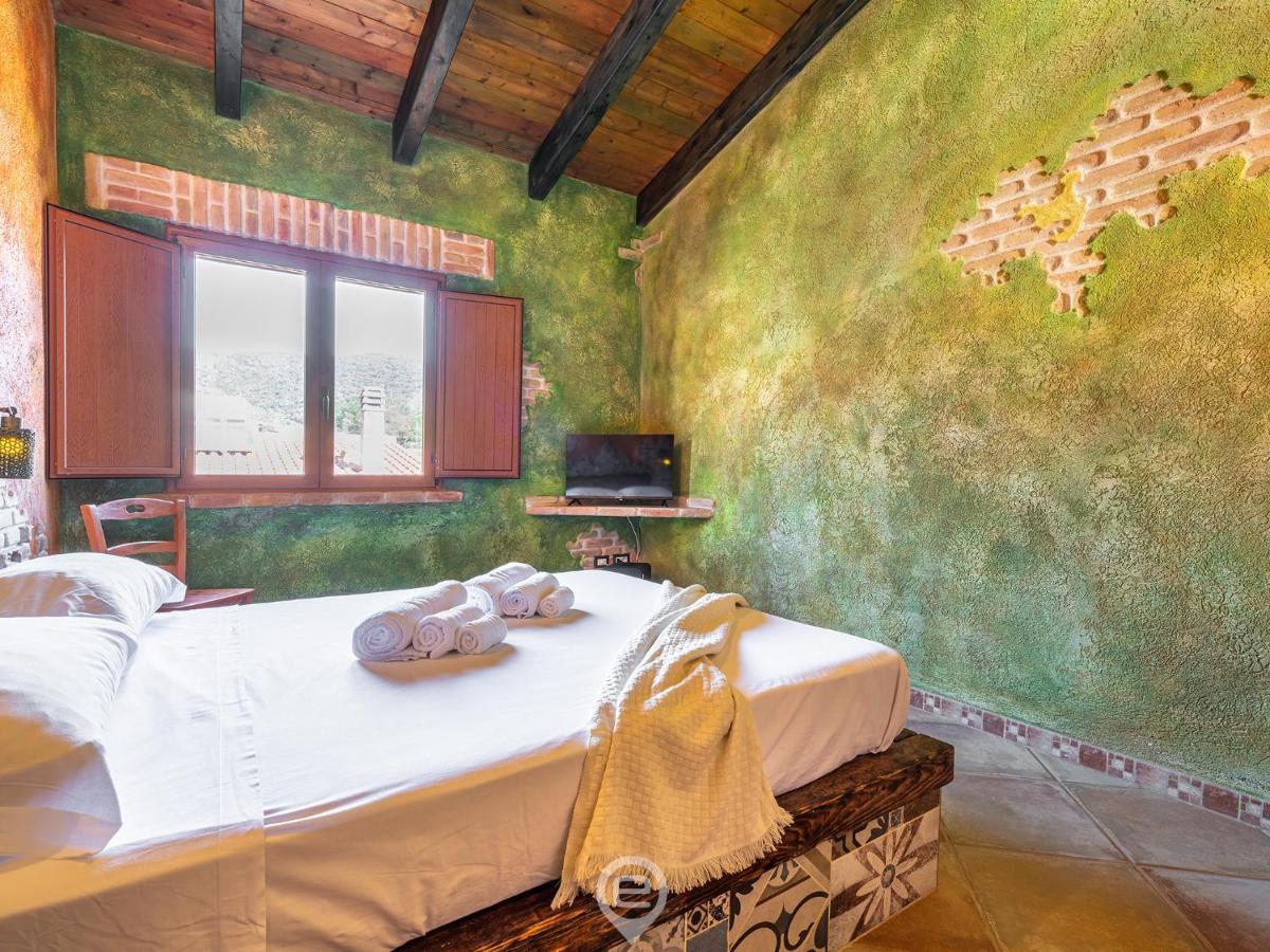 Gaudi Guesthouse Теулада Экстерьер фото