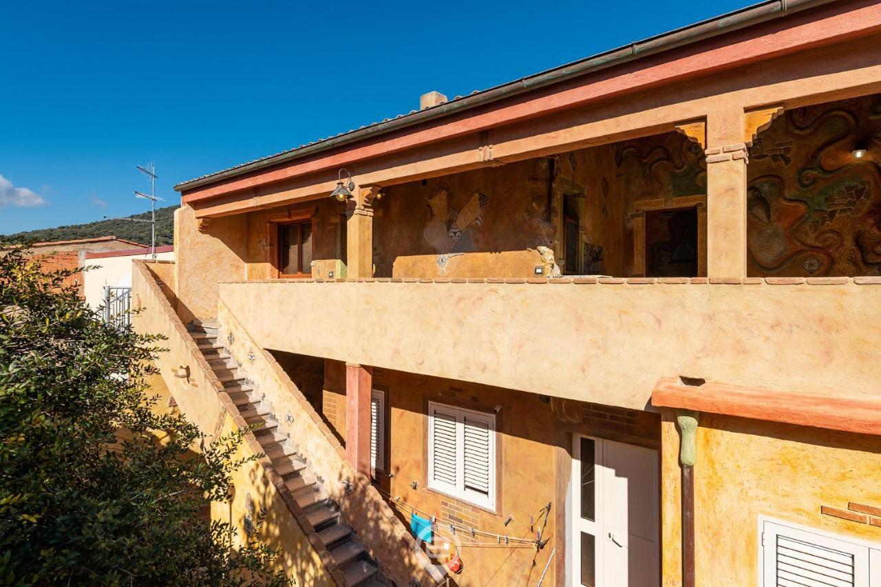 Gaudi Guesthouse Теулада Экстерьер фото